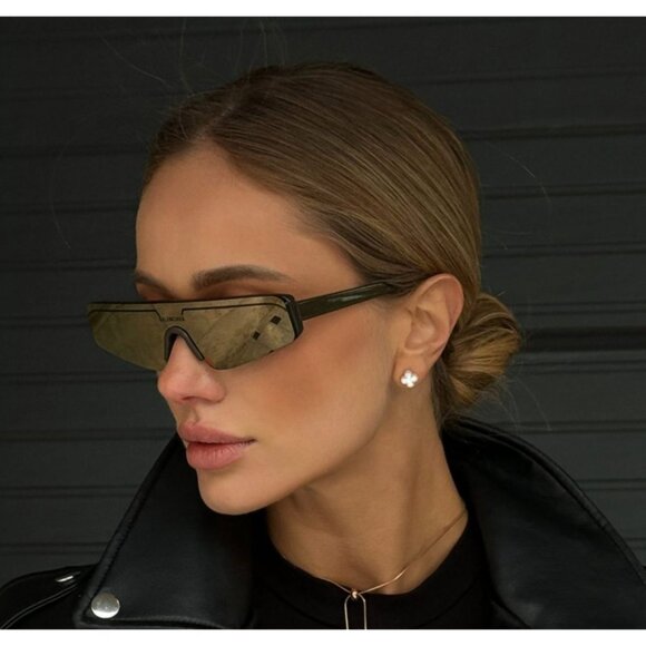 NWT BALENCIAGA SUNGLASSES